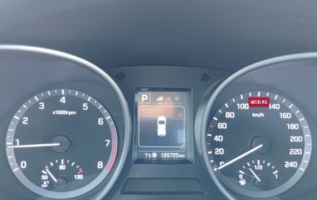 Hyundai Santa Fe III рестайлинг, 2015 год, 2 300 000 рублей, 13 фотография