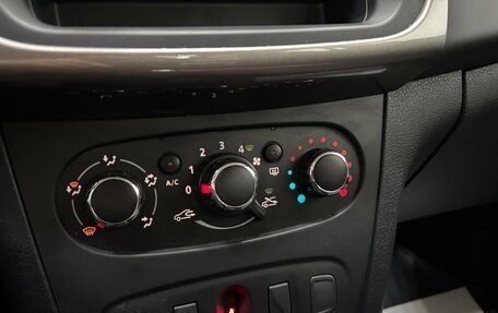 Renault Sandero II рестайлинг, 2020 год, 1 120 000 рублей, 17 фотография