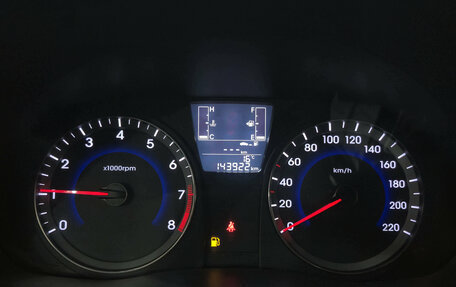 Hyundai Solaris II рестайлинг, 2014 год, 880 000 рублей, 16 фотография