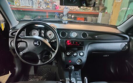 Mitsubishi Outlander III рестайлинг 3, 2007 год, 750 000 рублей, 4 фотография