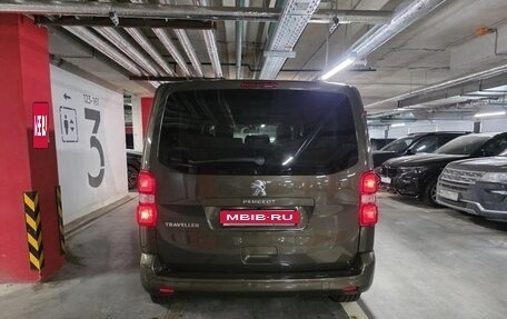 Peugeot Traveller I, 2018 год, 2 610 000 рублей, 6 фотография