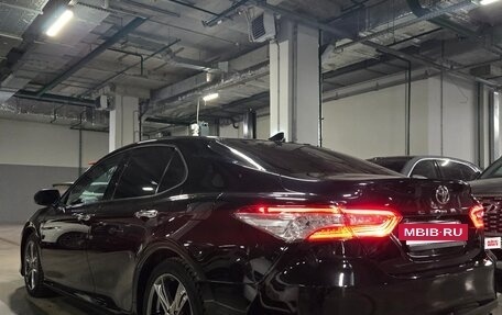 Toyota Camry, 2019 год, 3 000 000 рублей, 6 фотография