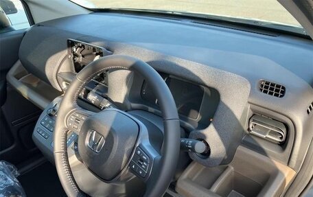 Honda Freed, 2026 год, 2 200 000 рублей, 4 фотография