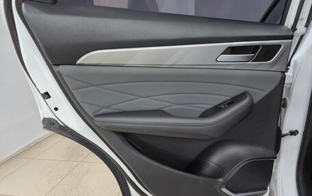 Haval F7x I, 2022 год, 2 300 000 рублей, 15 фотография