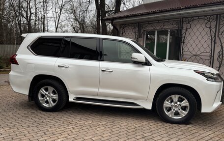Lexus LX III, 2018 год, 8 200 000 рублей, 1 фотография