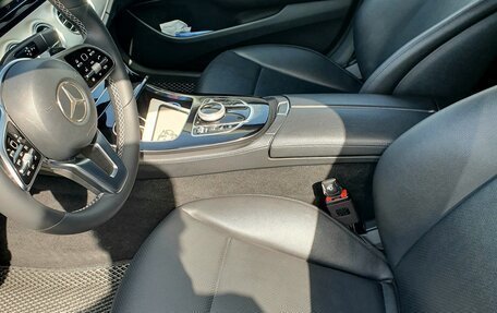 Mercedes-Benz E-Класс, 2019 год, 2 000 000 рублей, 6 фотография