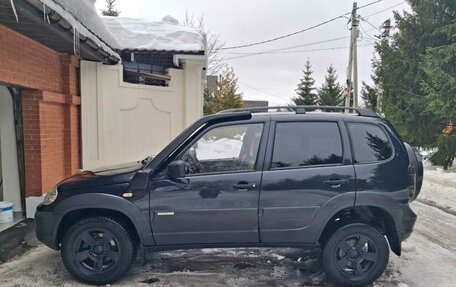Chevrolet Niva I рестайлинг, 2013 год, 550 000 рублей, 2 фотография