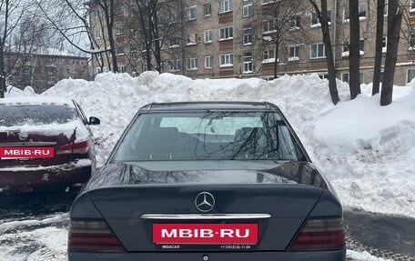 Mercedes-Benz E-Класс, 1993 год, 240 000 рублей, 6 фотография