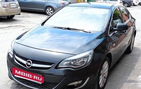 Opel Astra J, 2012 год, 700 000 рублей, 7 фотография
