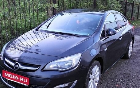 Opel Astra J, 2012 год, 700 000 рублей, 11 фотография