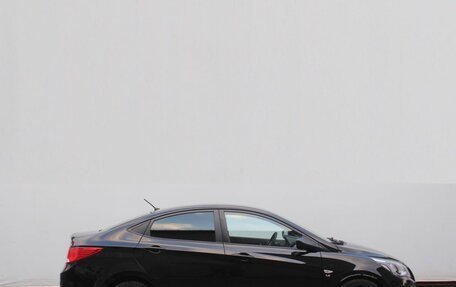 Hyundai Solaris II рестайлинг, 2015 год, 1 069 000 рублей, 4 фотография