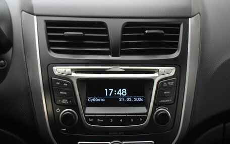 Hyundai Solaris II рестайлинг, 2015 год, 1 069 000 рублей, 16 фотография