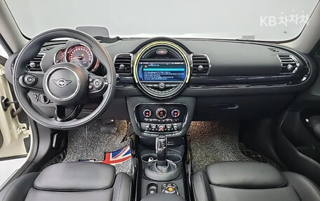 MINI Clubman, 2022 год, 1 950 000 рублей, 5 фотография