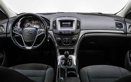 Opel Insignia II рестайлинг, 2013 год, 999 000 рублей, 17 фотография