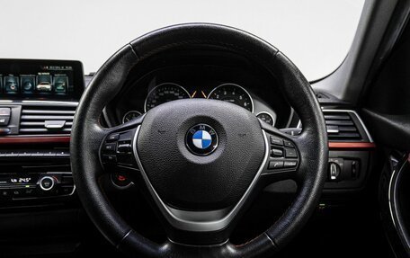 BMW 3 серия, 2016 год, 2 050 000 рублей, 18 фотография