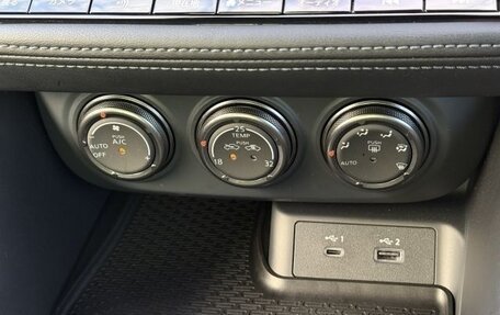 Nissan Fairlady Z, 2025 год, 6 000 000 рублей, 18 фотография