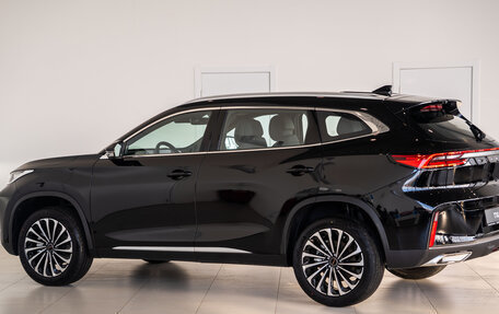 CheryExeed TXL, 2024 год, 4 290 000 рублей, 3 фотография