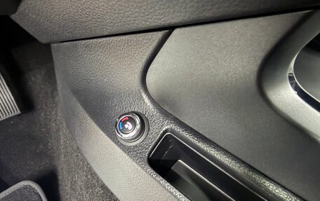 Nissan Navara (Frontier), 2025 год, 5 200 000 рублей, 15 фотография