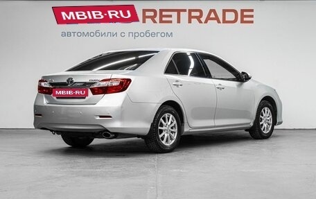 Toyota Camry, 2013 год, 1 920 000 рублей, 6 фотография