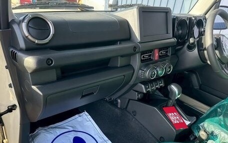 Suzuki Jimny, 2025 год, 2 550 000 рублей, 19 фотография