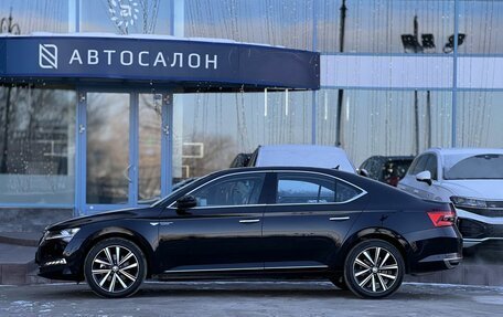 Skoda Superb III рестайлинг, 2025 год, 3 190 000 рублей, 2 фотография