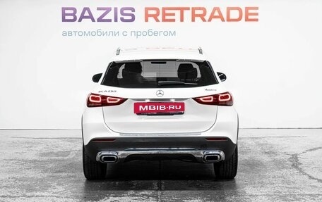 Mercedes-Benz GLA, 2022 год, 3 850 000 рублей, 7 фотография