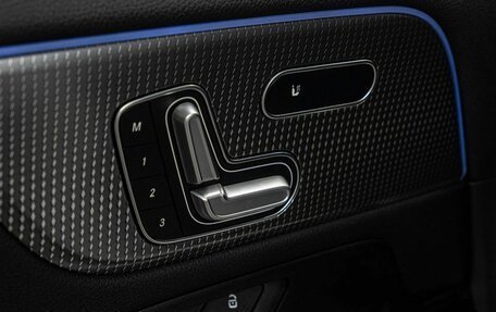 Mercedes-Benz GLA, 2022 год, 3 850 000 рублей, 13 фотография