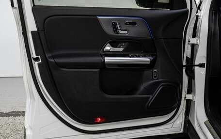 Mercedes-Benz GLA, 2022 год, 3 850 000 рублей, 11 фотография