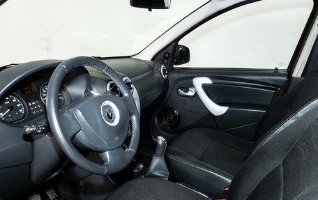 Renault Sandero I, 2013 год, 678 000 рублей, 5 фотография