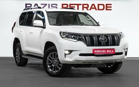Toyota Land Cruiser Prado 150 рестайлинг 2, 2017 год, 4 999 000 рублей, 4 фотография
