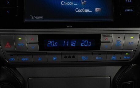 Toyota Land Cruiser Prado 150 рестайлинг 2, 2017 год, 4 999 000 рублей, 27 фотография