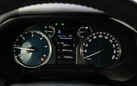 Toyota Land Cruiser Prado 150 рестайлинг 2, 2017 год, 4 999 000 рублей, 29 фотография