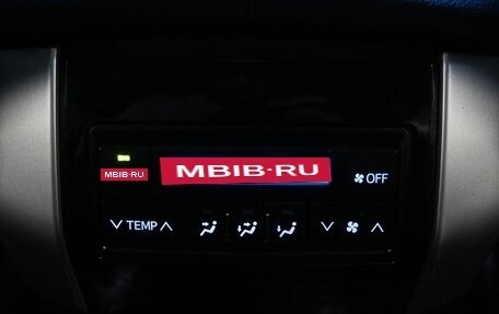 Toyota Land Cruiser Prado 150 рестайлинг 2, 2017 год, 4 999 000 рублей, 21 фотография