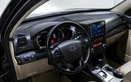 KIA Sorento II рестайлинг, 2012 год, 1 330 000 рублей, 10 фотография