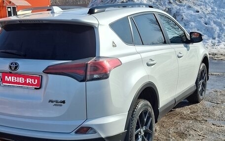 Toyota RAV4, 2018 год, 2 980 000 рублей, 1 фотография