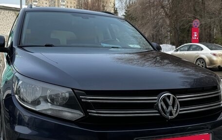 Volkswagen Tiguan I, 2015 год, 1 800 000 рублей, 1 фотография