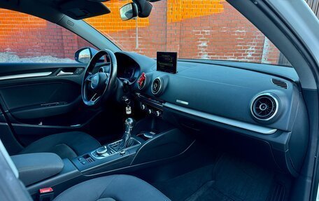 Audi A3, 2016 год, 1 950 000 рублей, 13 фотография