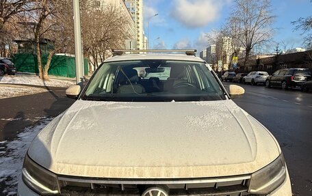 Volkswagen Tiguan II, 2021 год, 2 700 000 рублей, 9 фотография