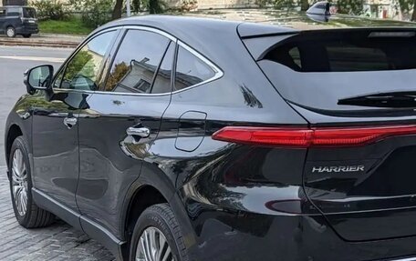 Toyota Harrier, 2020 год, 3 450 000 рублей, 2 фотография