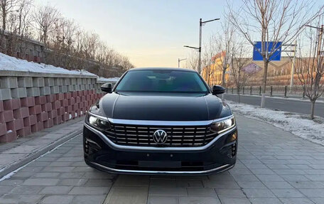 Volkswagen Passat B8 рестайлинг, 2022 год, 1 900 000 рублей, 2 фотография