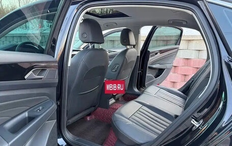 Volkswagen Passat B8 рестайлинг, 2022 год, 1 900 000 рублей, 11 фотография