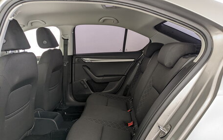 Skoda Octavia, 2017 год, 1 785 000 рублей, 12 фотография