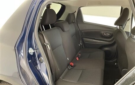 Toyota Vitz, 2019 год, 760 000 рублей, 7 фотография