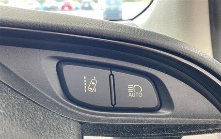 Toyota Vitz, 2019 год, 760 000 рублей, 15 фотография