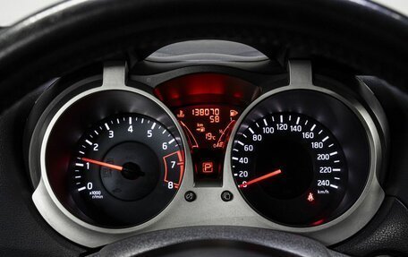 Nissan Juke II, 2011 год, 960 000 рублей, 28 фотография