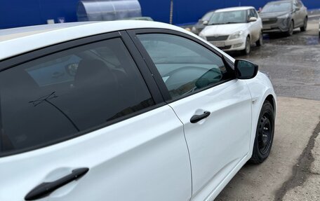 Hyundai Solaris II рестайлинг, 2014 год, 850 000 рублей, 4 фотография