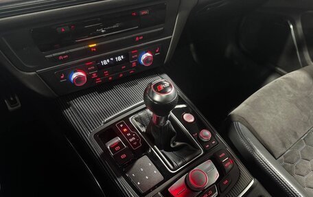 Audi RS 6, 2016 год, 7 990 000 рублей, 11 фотография