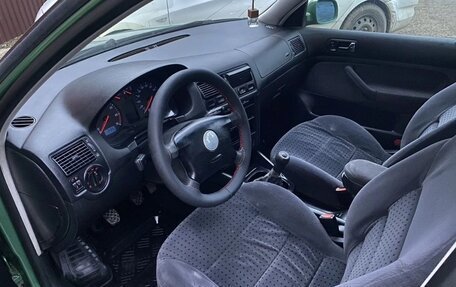 Volkswagen Golf IV, 2000 год, 310 000 рублей, 7 фотография