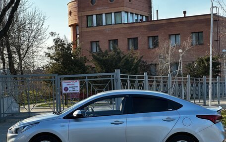 Hyundai Solaris II рестайлинг, 2018 год, 1 380 000 рублей, 4 фотография