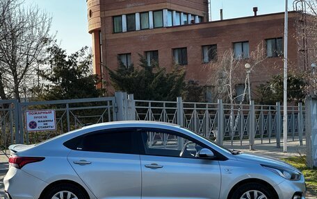 Hyundai Solaris II рестайлинг, 2018 год, 1 380 000 рублей, 2 фотография